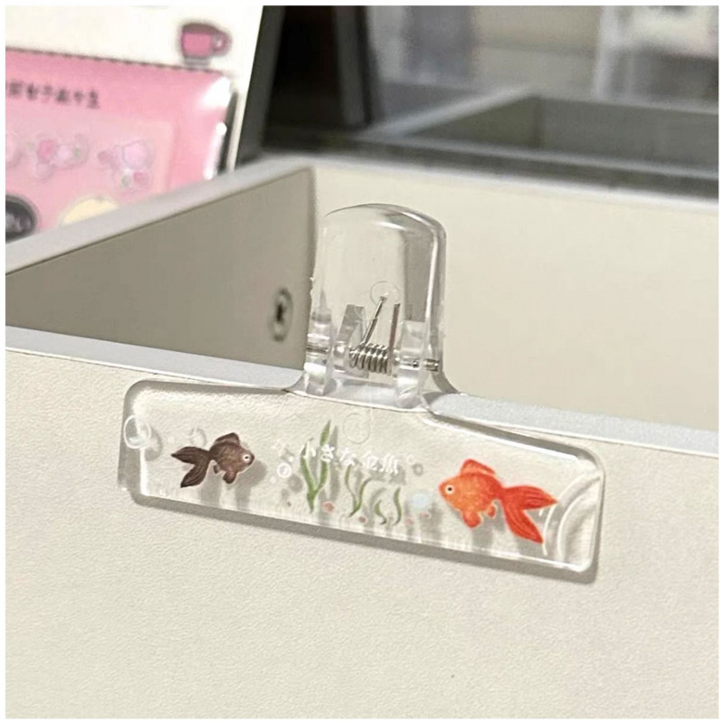 1PC 透明アクリル金魚バインダークリップ、滑り止めブック、 - Aquarium Goldfish のレビューと価格